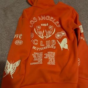 Shein✨✨💕💕🫶🫶🫶 orange women’s size small sweatshirt